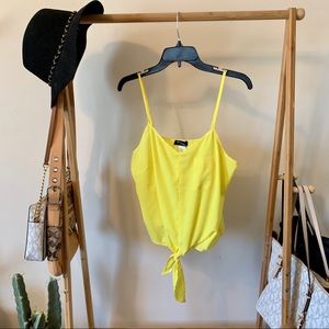 yellow tie top🖤